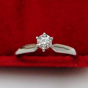 14k White Gold Diamond Solitaire Engagement Ring